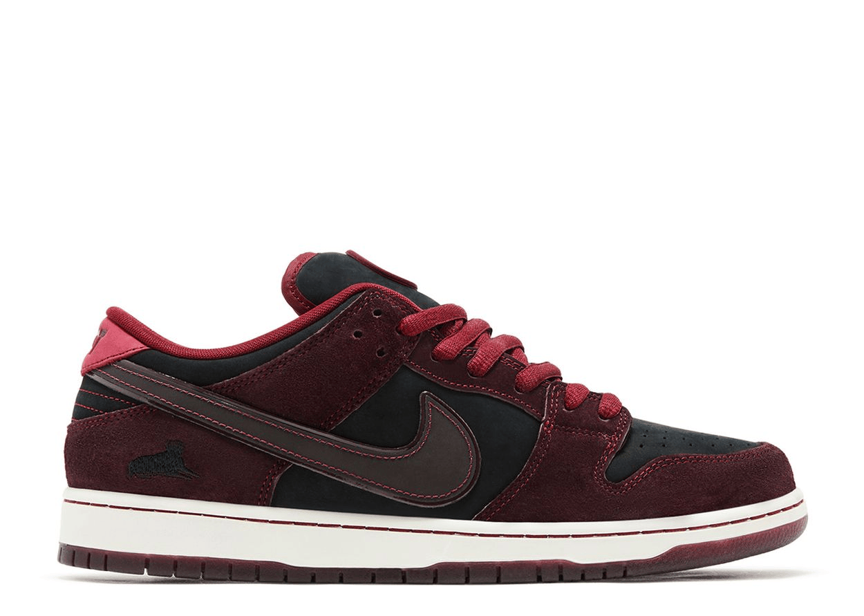 Nike RIOT Skateshop x Dunk Low SB 'Mahogany Dark Beetroot'
