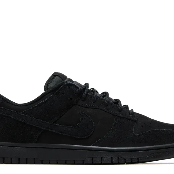 Nike Dunk Low SE 'Triple Black'